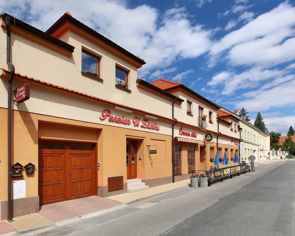 Penzion U Zamku Lednice Exterior photo
